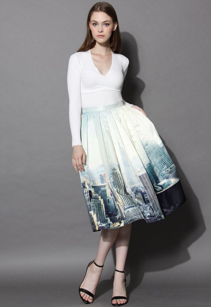 New York Skyline Printed Midi Skirt