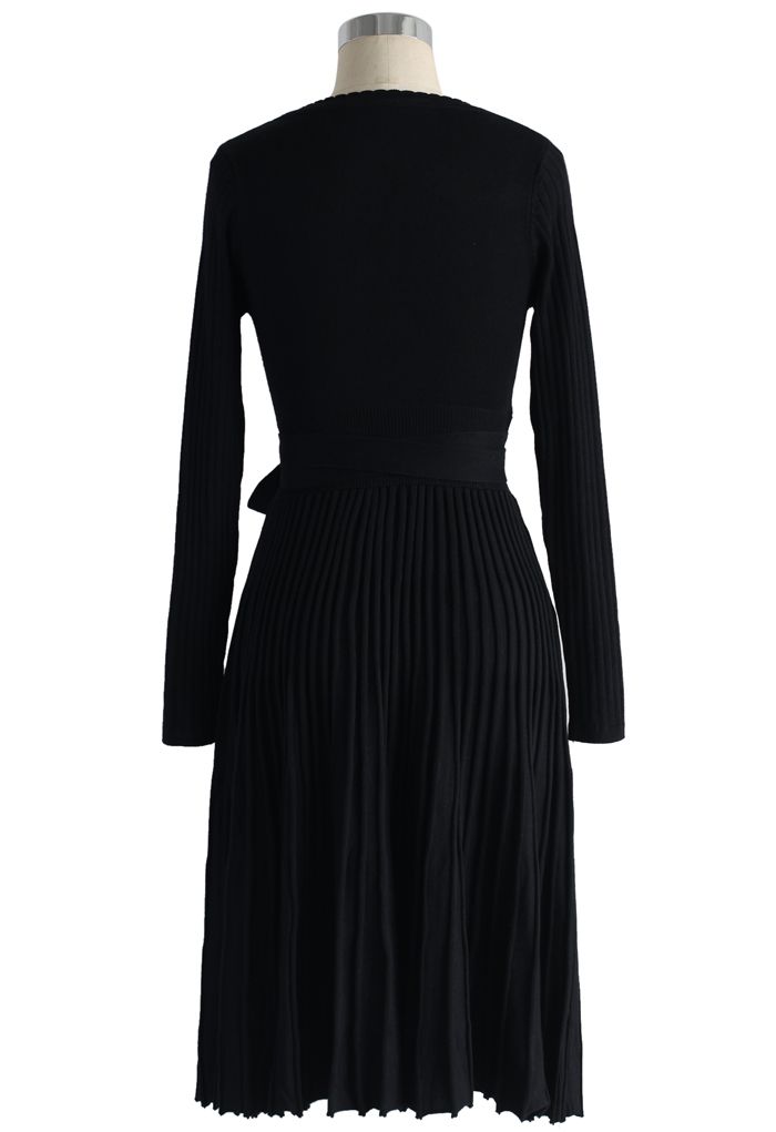 Embrace a Lithe Knitted Dress in Black - Retro, Indie and Unique Fashion