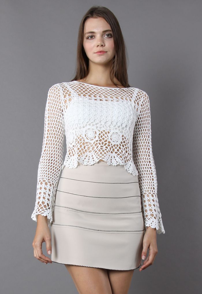 Romance of Knitted Cropped Top 