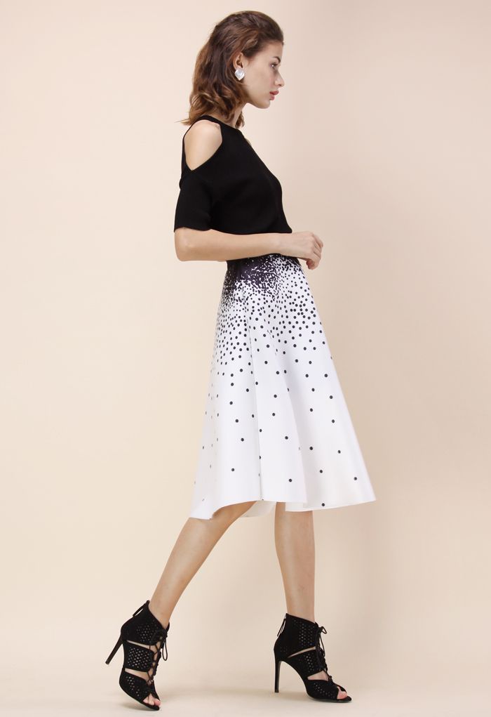 Falling Dots Airy A-line Skirt in White