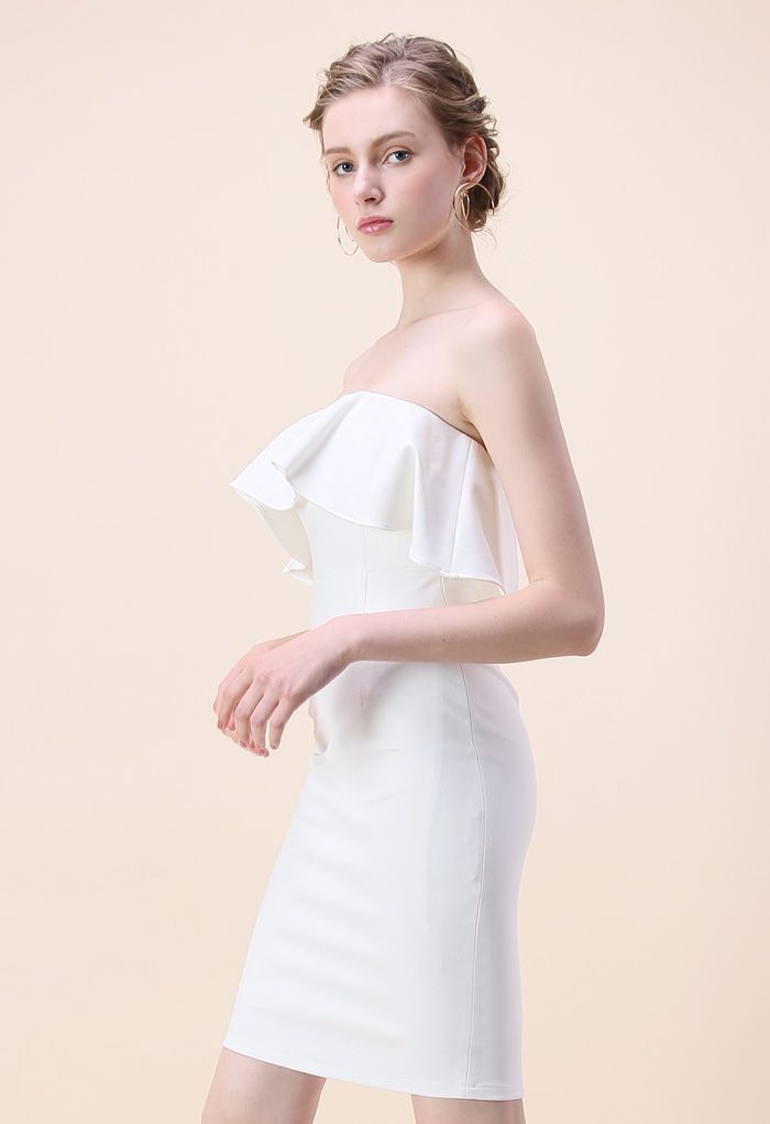 Noble Ruffled Strapless Body-con Dress in White