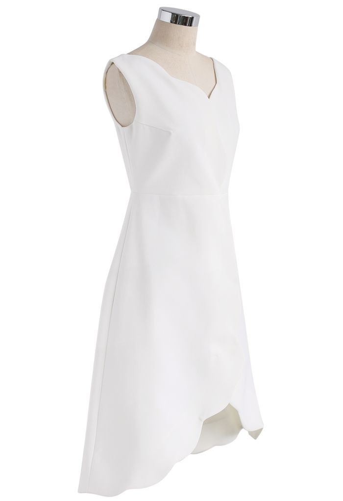 Scrolled Enchantment Sleeveless Dress in White