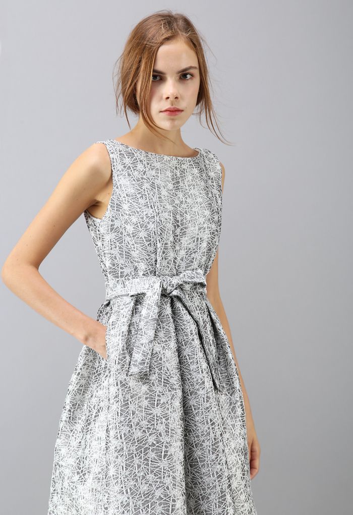 Shimmer Point Jacquard Prom Dress in Silver