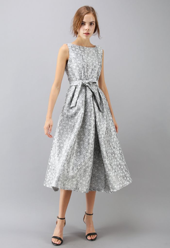 Shimmer Point Jacquard Prom Dress in Silver