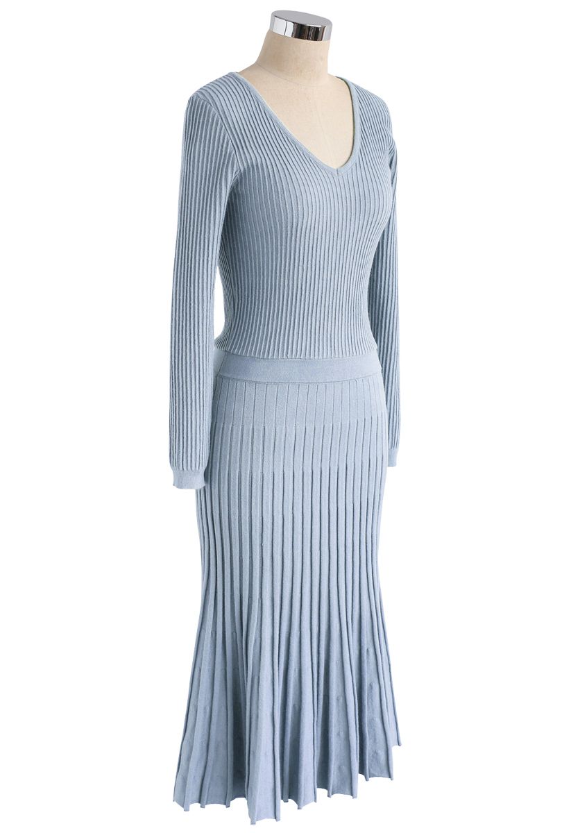 Elegant Artistry Ribbed Knit Dress in Lavender