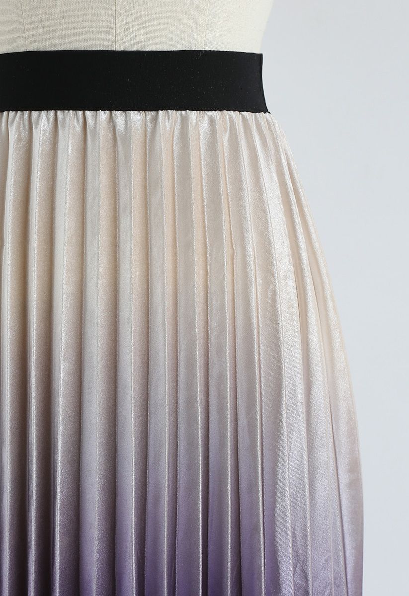Deeply Gradient Velvet Skirt in Pearl White