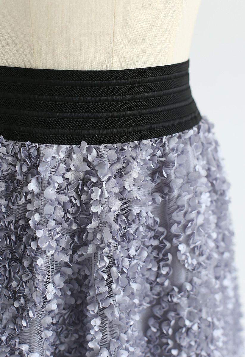 Flourishing Bloom 3D Flower Mesh Midi Skirt in Lavender