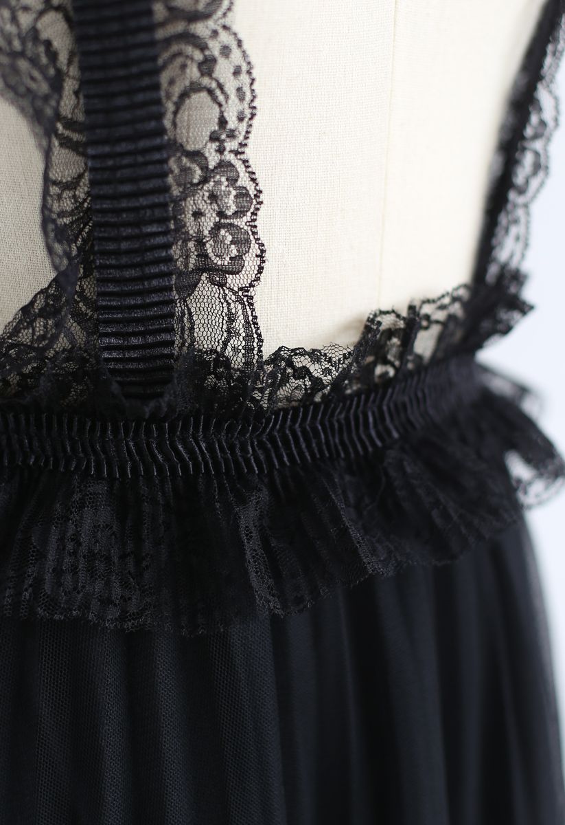 Dreamy Epitome Tulle Mesh Pinafore Dress in Black