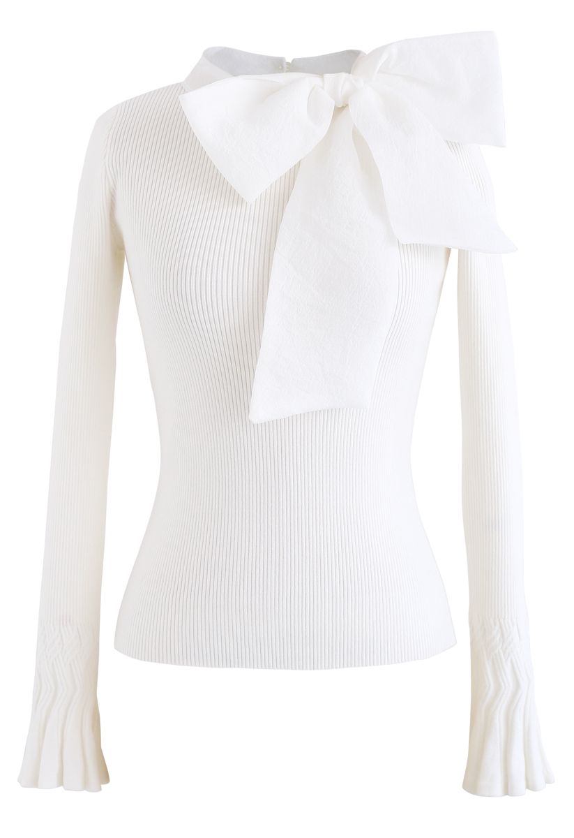Fancy with Bowknot Knit Top in White