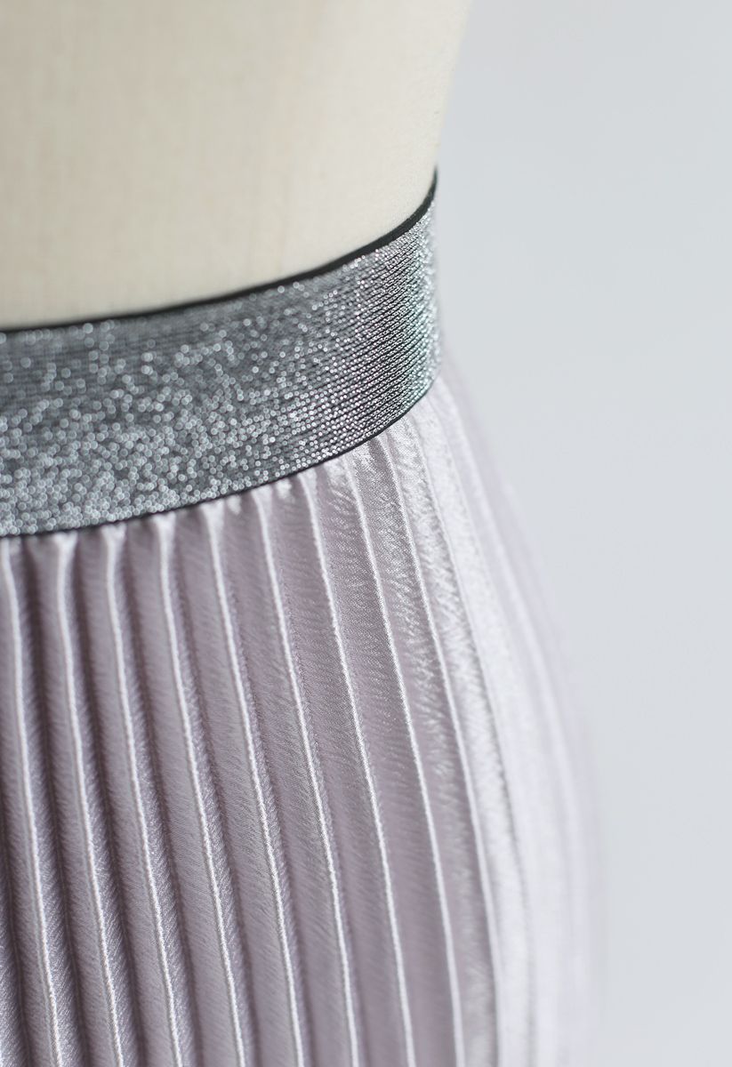 Gimme The Spotlight Pleated Midi Skirt in Lavender