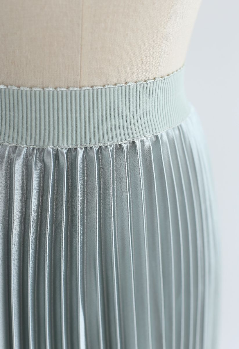 Glam Slam Pleated Midi Skirt in Mint