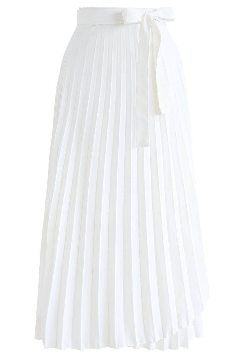 Tender Breeze Pleated Midi Skirt in White