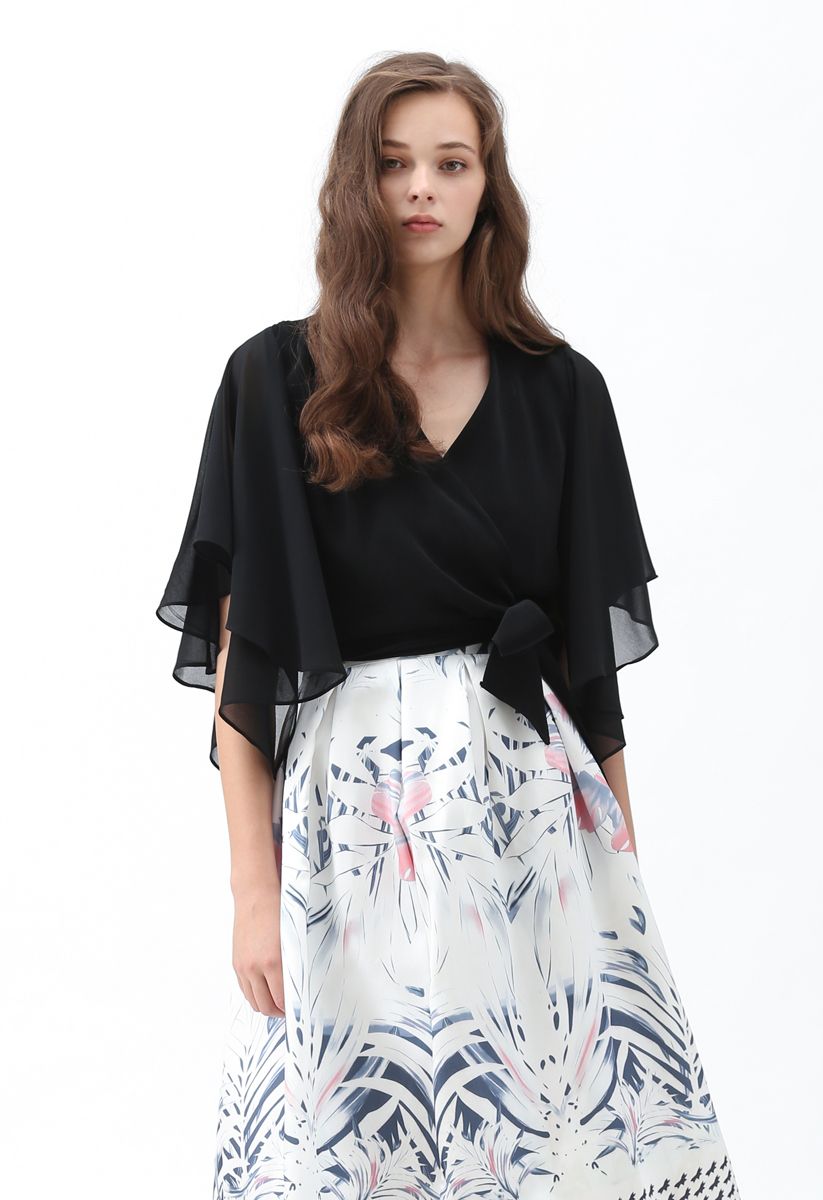 Chic Natural Cropped Cape Top in Black