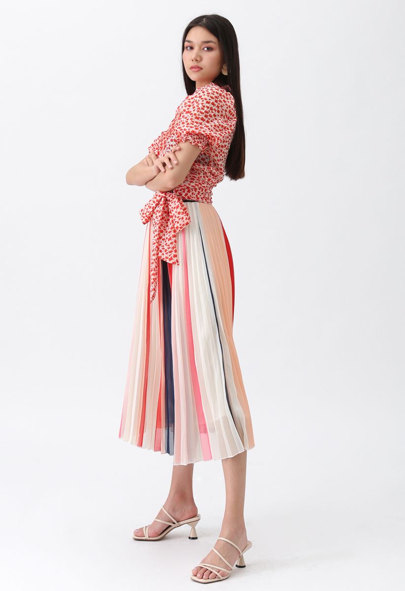 Contrasted Color Stripes Pleated Midi Skirt in Red
