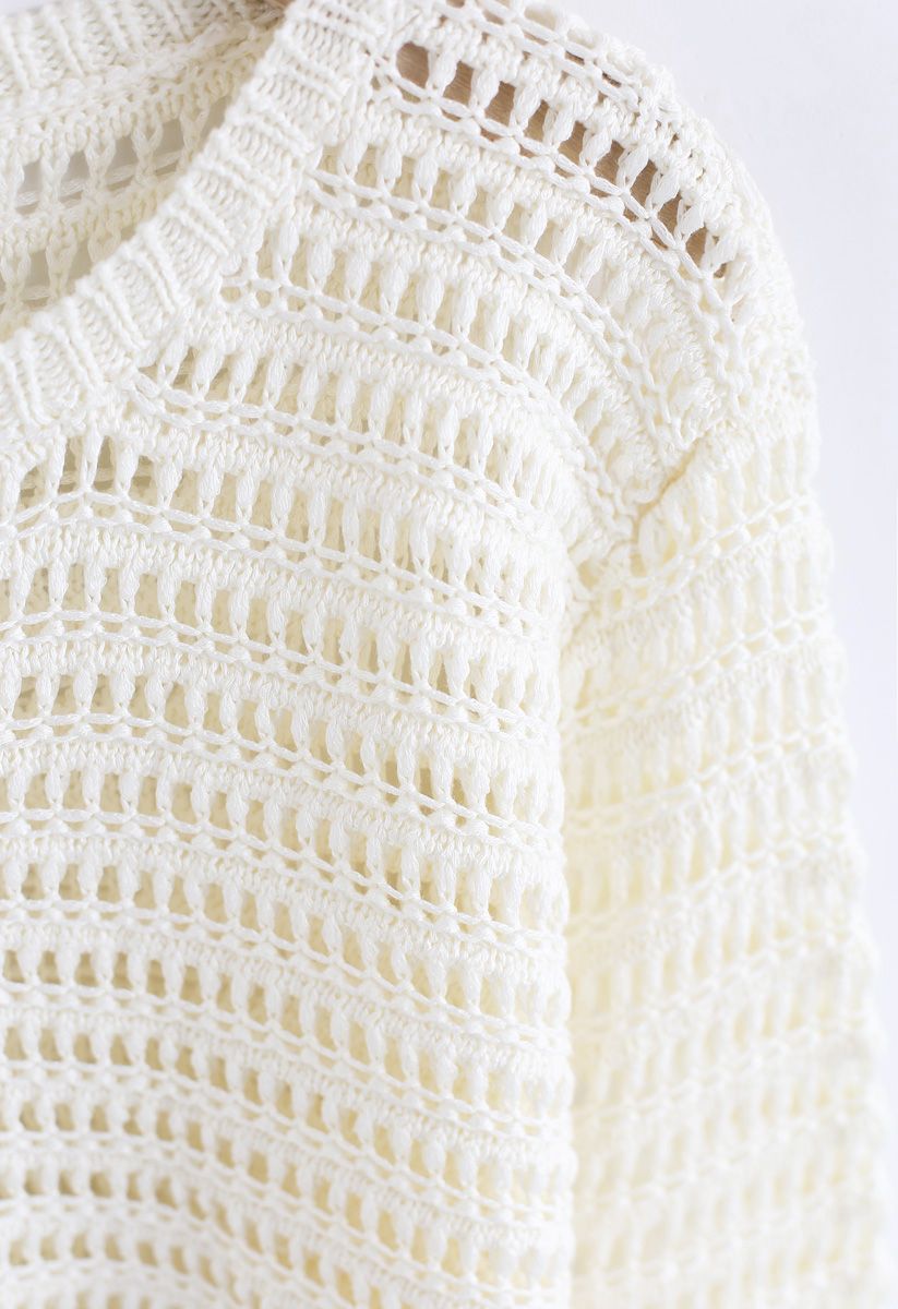Hollow Out Round Neck Knit Sweater in White