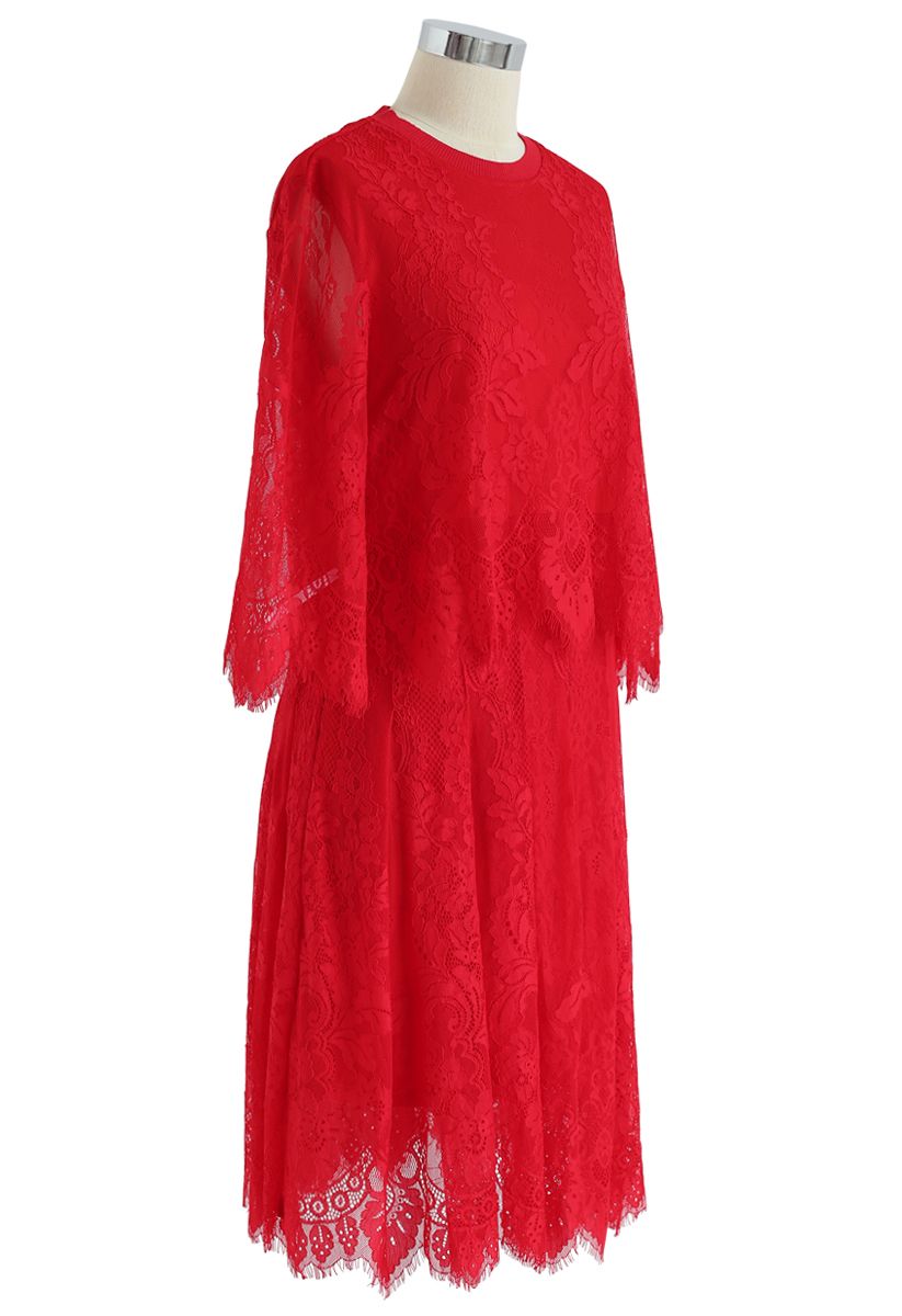 Fake Two-Piece Lace Midi Dress in Red 