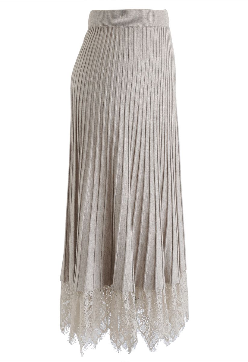 Lace Hem Pleated A-Line Knit Skirt in Sand