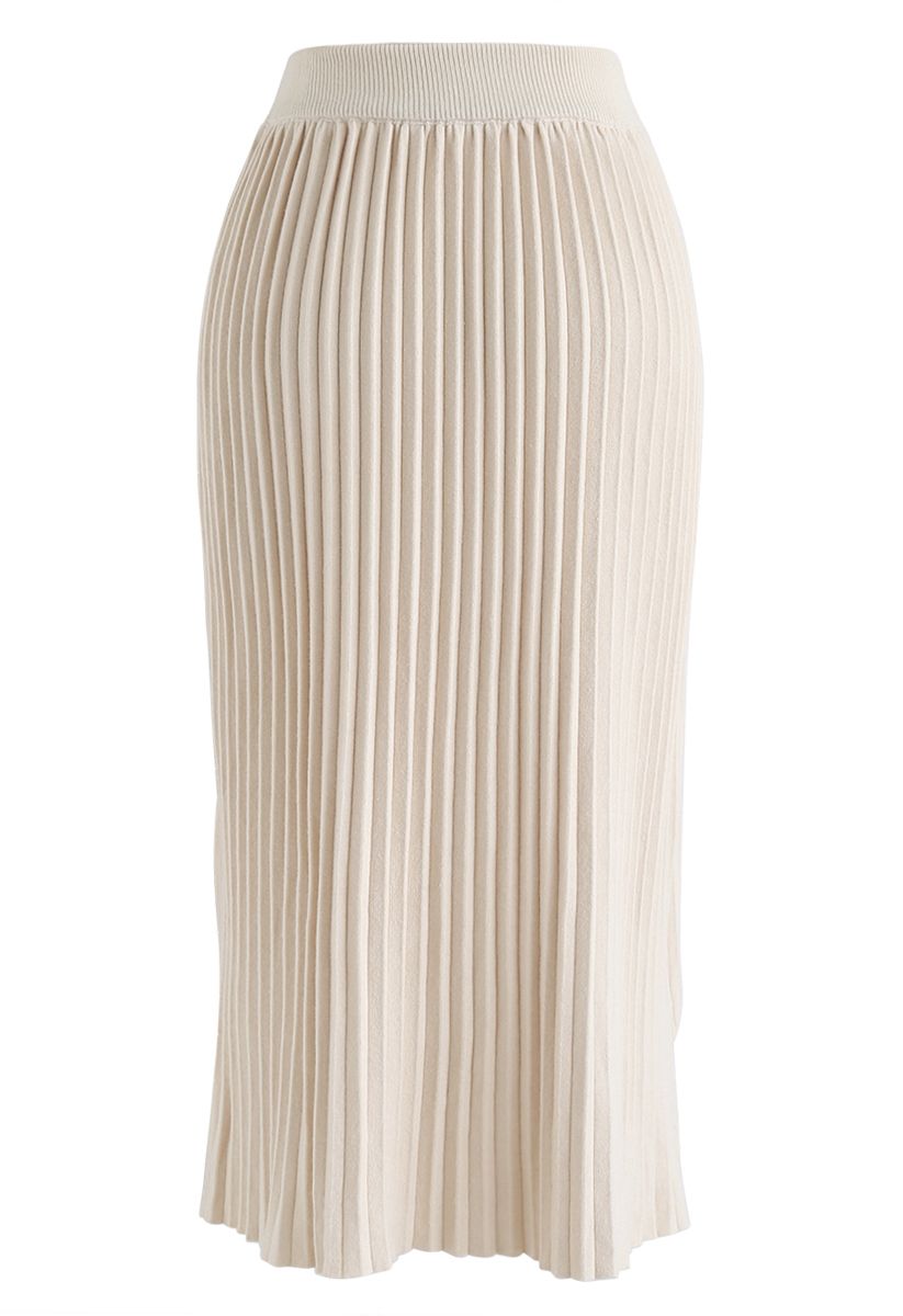 Graceful Bearing Pleated Knit Midi Skirt in Cream