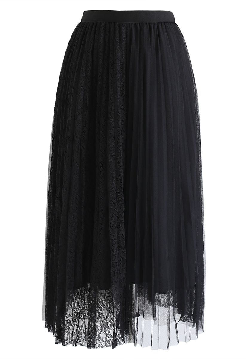 Lace Splicing Tulle Mesh Skirt in Black