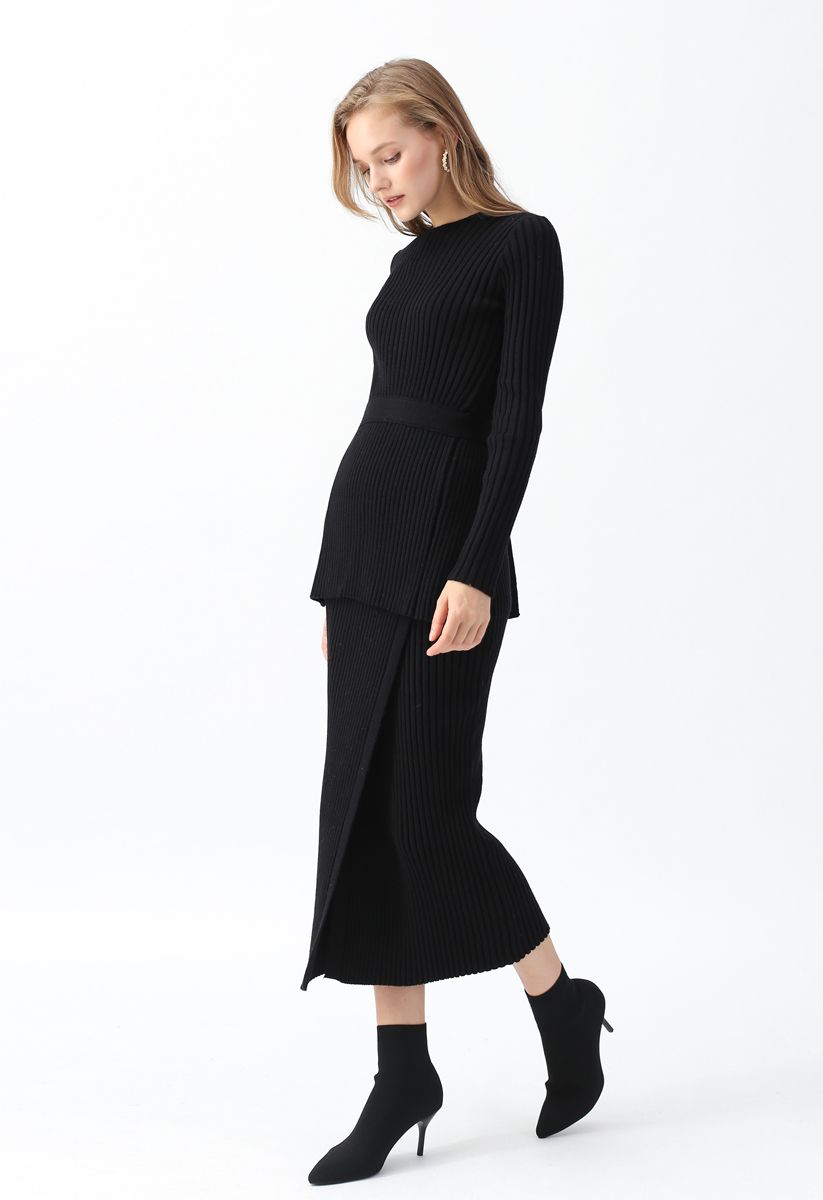 Neat Open-Back Ribbed Knit Sweater in Black