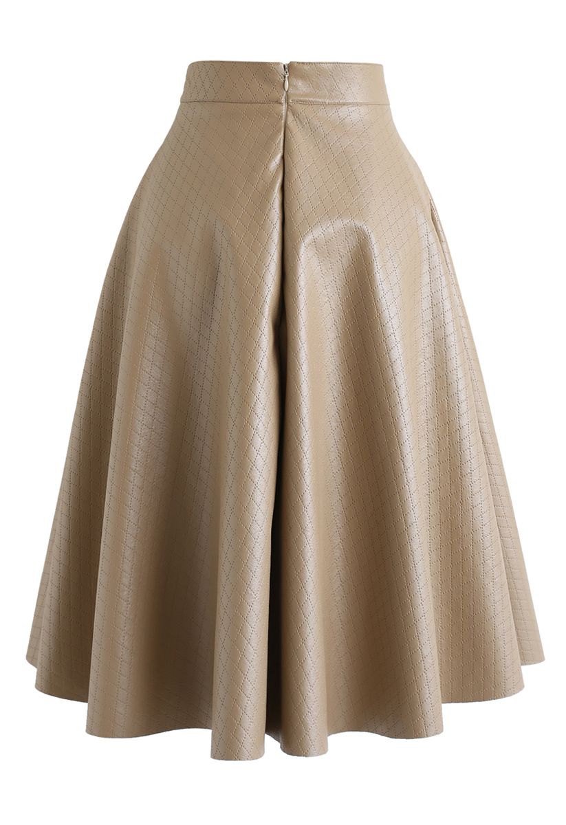 Faux Leather Diamond Quilted Midi Skirt in Taupe