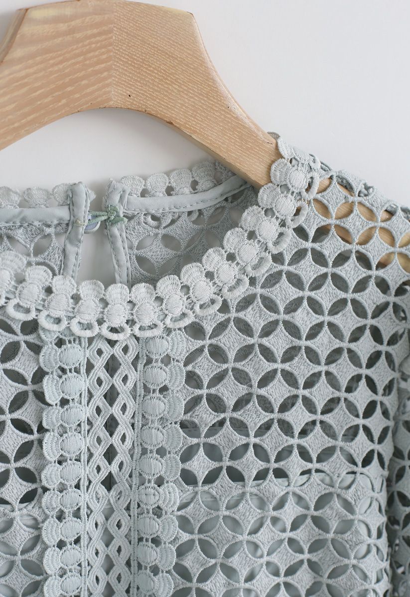 Full Crochet Puff Sleeves Crop Top in Mint