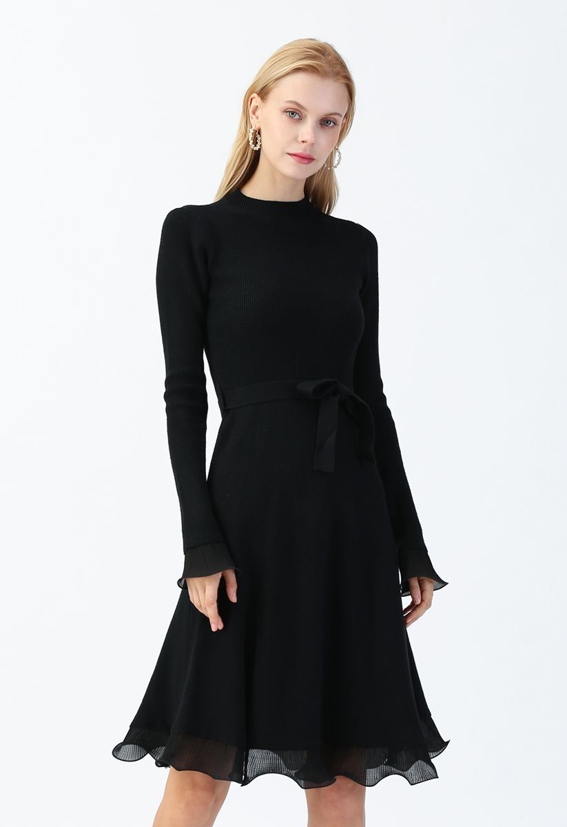 Bell Cuffs Mock Neck Knit Midi Dress in Black