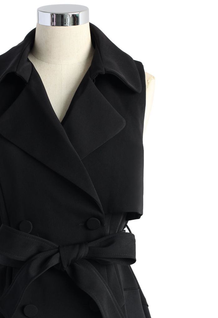 Belted Sleeveless Trench Coat in Black