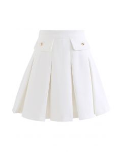 Tiny Heart Button Pleated Mini Skirt in White