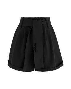 Buttoned Belt Slouchy Cuffed Hem Shorts in Black