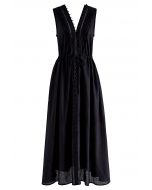 V-Neck Buttoned Sleeveless Dress in Black